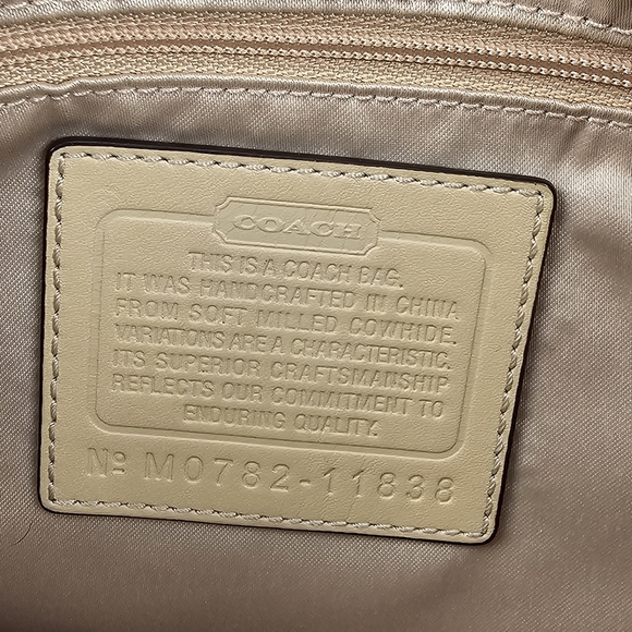 Vintage Y2K Coach Soho Bag Pebbled Leather Purse Hobo Shoulder Bag 11838 - Picture 9 of 9